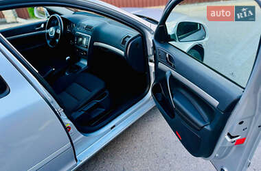Универсал Skoda Octavia 2010 в 
