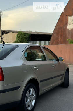 Ліфтбек Skoda Octavia 2006 в Березані