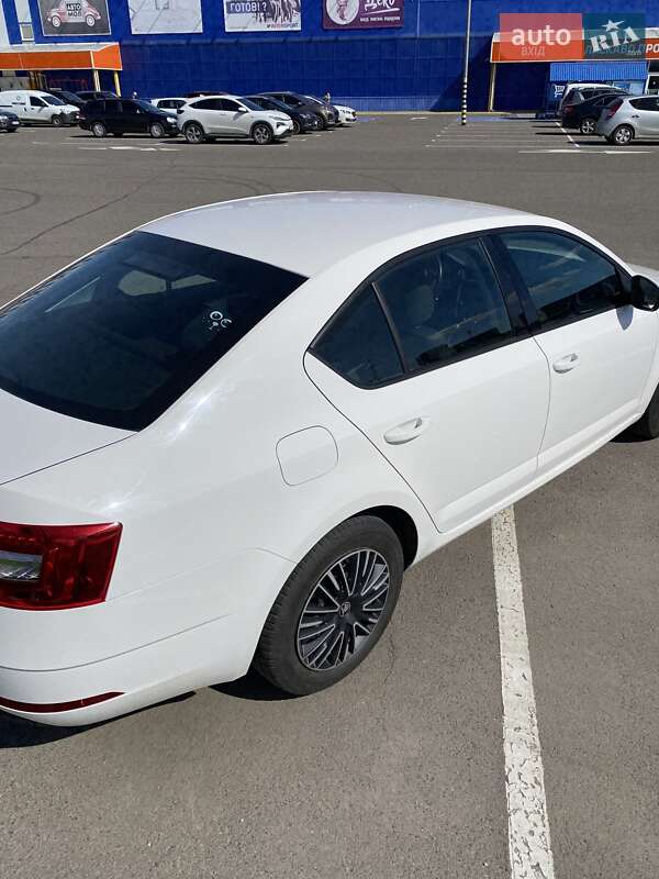 Лифтбек Skoda Octavia 2018 в Луцке