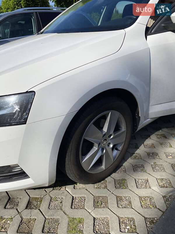 Лифтбек Skoda Octavia 2018 в Луцке