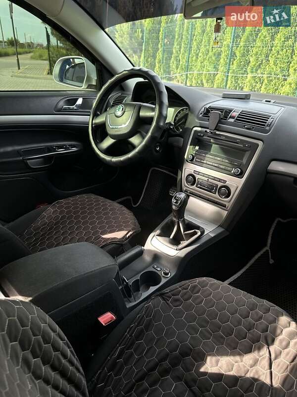 Лифтбек Skoda Octavia 2012 в Одессе