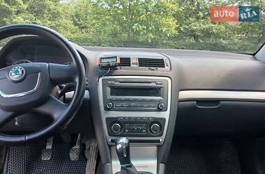 Лифтбек Skoda Octavia 2010 в 