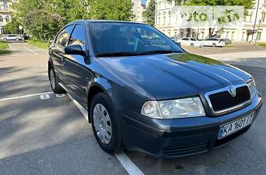 Лифтбек Skoda Octavia 2008 в Киеве