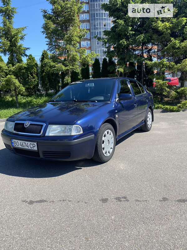 Ліфтбек Skoda Octavia 2003 в Тернополі