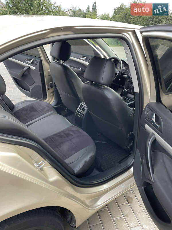 Лифтбек Skoda Octavia 2005 в Белой Церкви