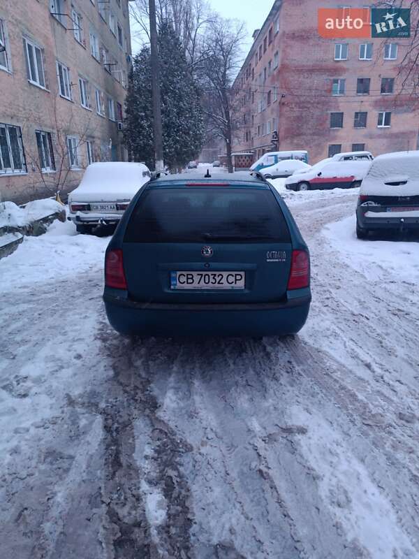 Універсал Skoda Octavia 2003 в Чернігові