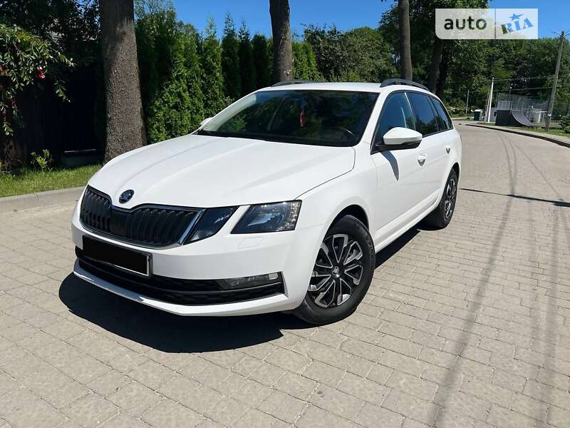 Универсал Skoda Octavia 2017 в Львове