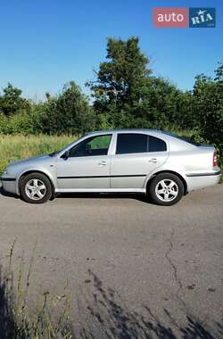 Лифтбек Skoda Octavia 2004 в 