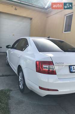 Лифтбек Skoda Octavia 2013 в Хусте