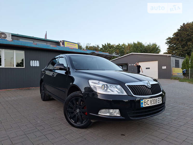 Лифтбек Skoda Octavia 2009 в Львове