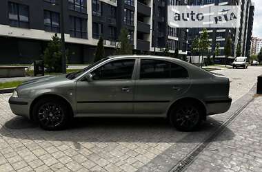 Ліфтбек Skoda Octavia 2002 в Івано-Франківську