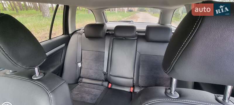 Універсал Skoda Octavia 2012 в Сумах