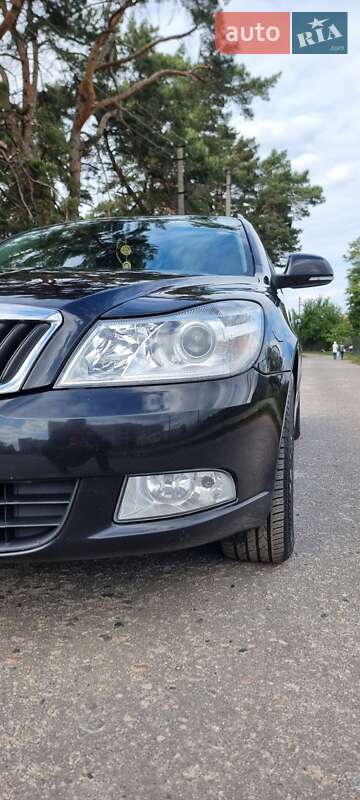 Універсал Skoda Octavia 2012 в Сумах