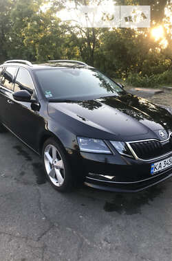 Универсал Skoda Octavia 2019 в Киеве