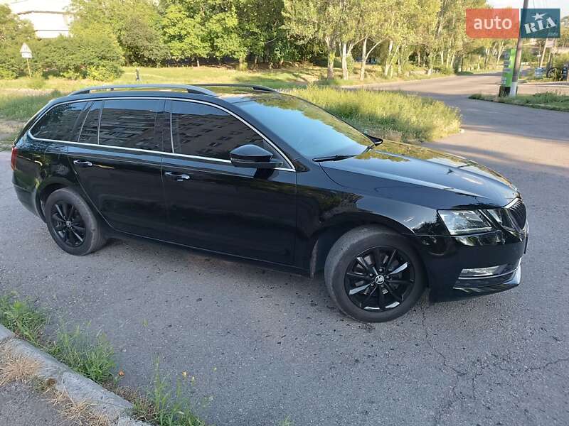 Універсал Skoda Octavia 2019 в Запоріжжі