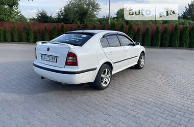 Ліфтбек Skoda Octavia 2001 в Чернівцях