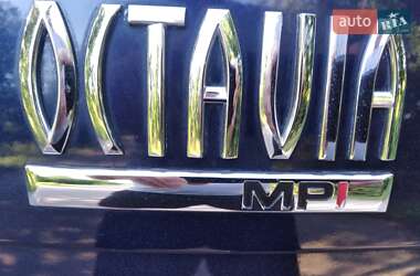 Лифтбек Skoda Octavia 2005 в 