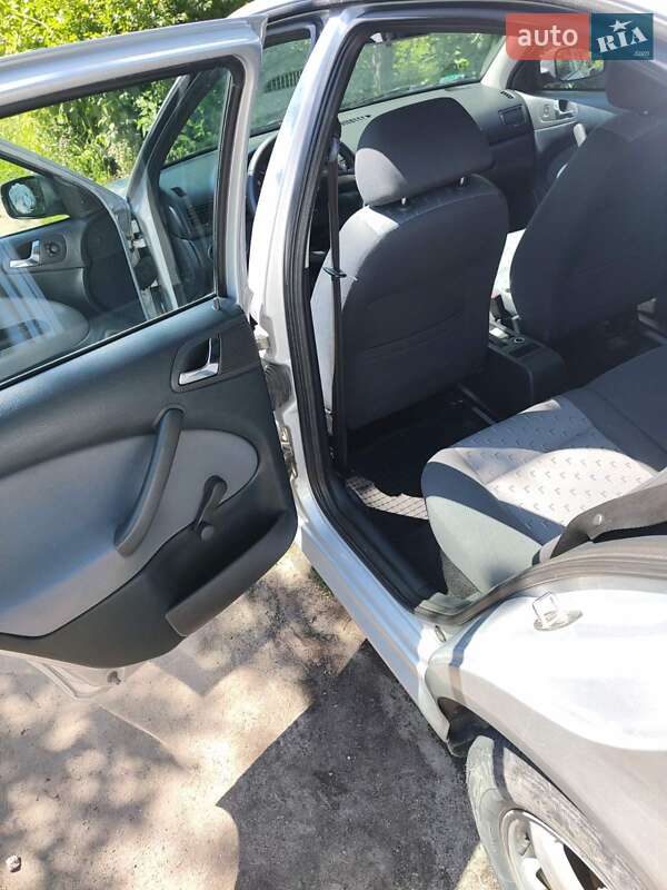 Лифтбек Skoda Octavia 2009 в Шепетовке