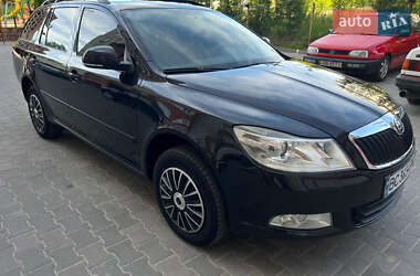 Универсал Skoda Octavia 2010 в 