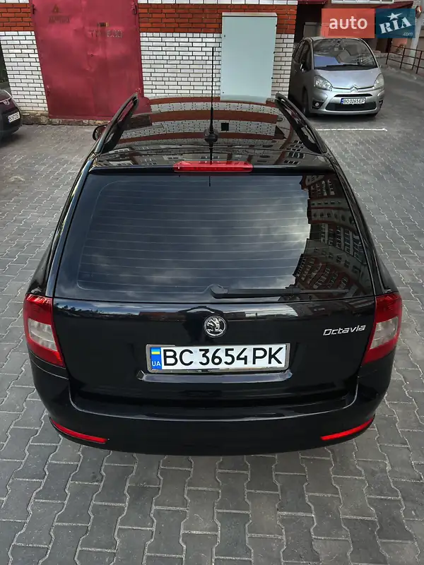 Skoda Octavia 2010 VIN TMBHM61Z8A8030213 фото оголошення 8 з 55
