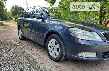 Универсал Skoda Octavia 2010 в Полтаве