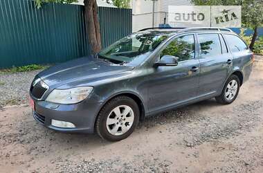 Универсал Skoda Octavia 2010 в Полтаве