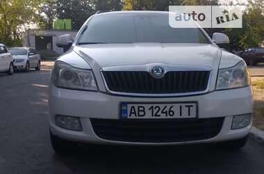 Універсал Skoda Octavia 2012 в Ладижині