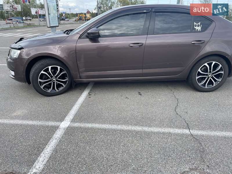 Лифтбек Skoda Octavia 2015 в Киеве фото 4 Лифтбек Skoda Octavia 2015 в Киеве