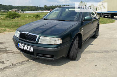 Ліфтбек Skoda Octavia 2002 в Ужгороді