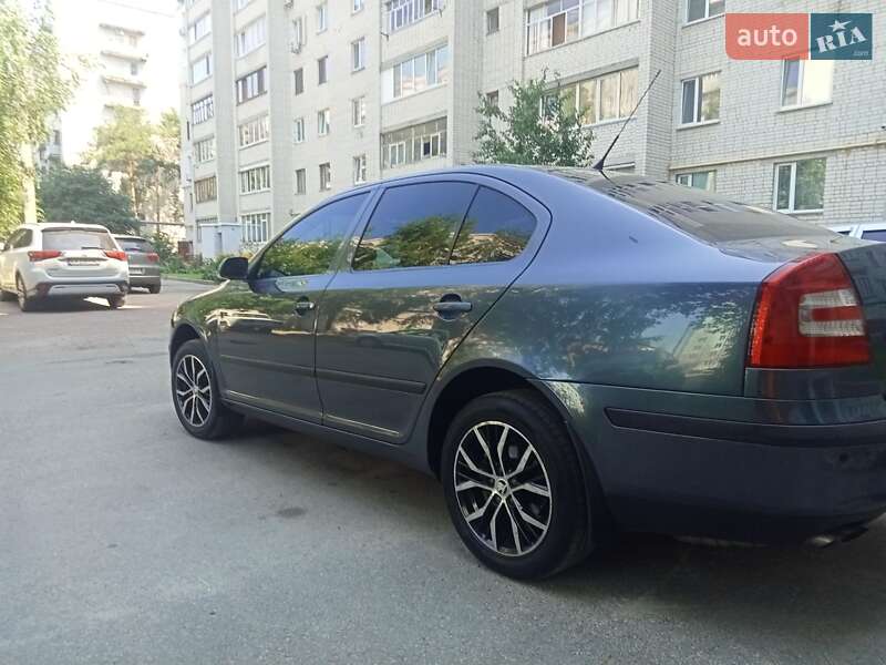 Лифтбек Skoda Octavia 2008 в Чернигове