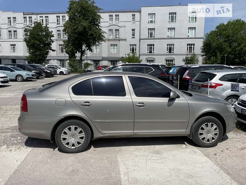 Ліфтбек Skoda Octavia 2011 в Львові