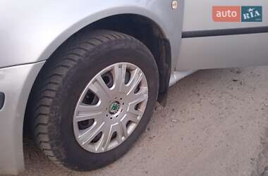 Лифтбек Skoda Octavia 2004 в 