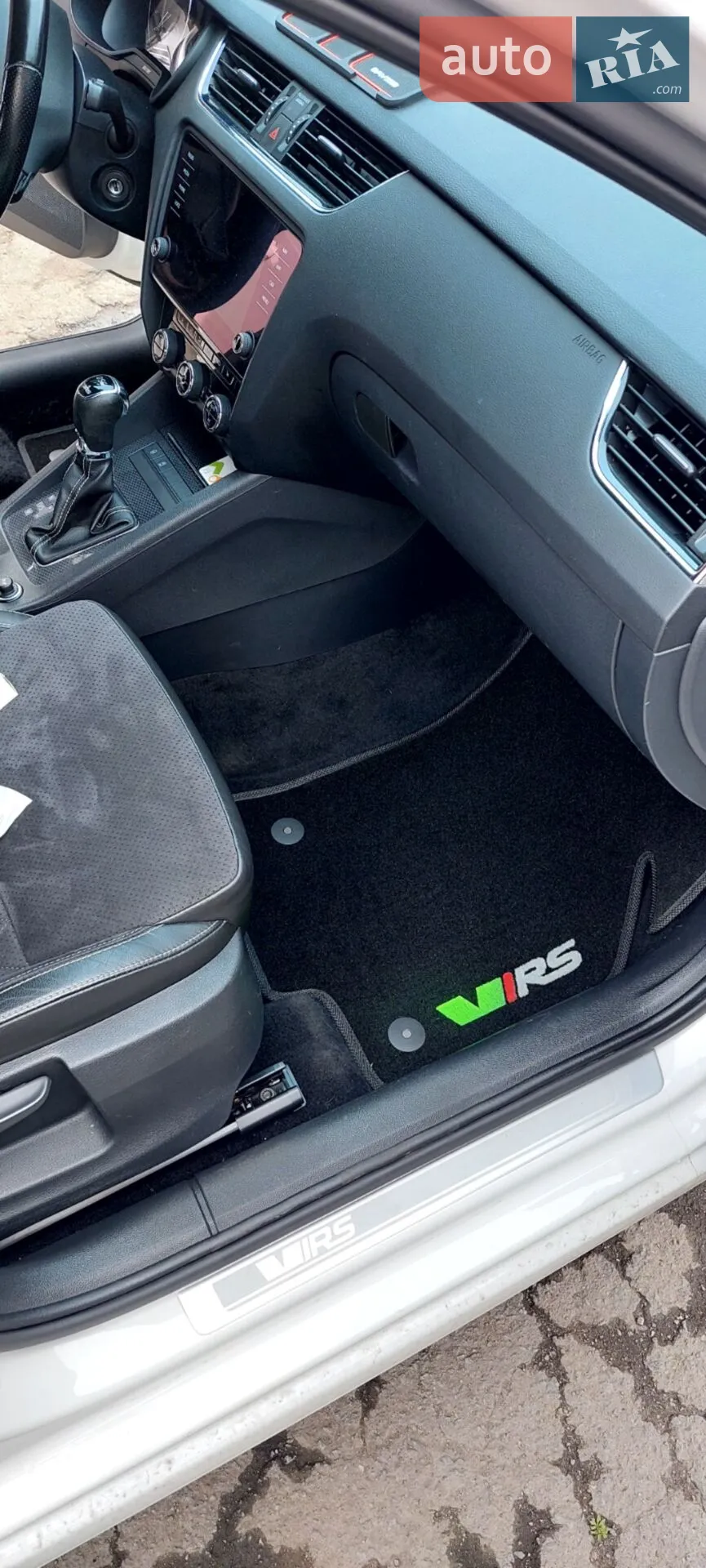 2017 Skoda Octavia - мініатюра 26