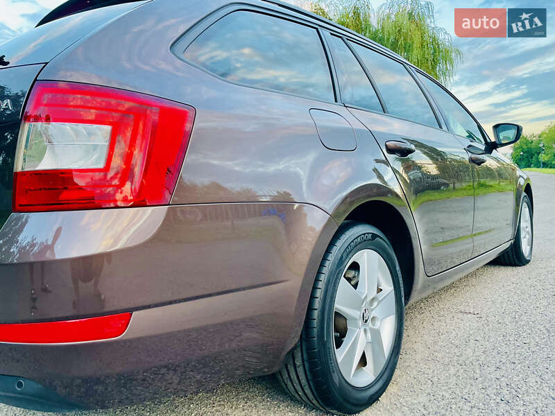 Універсал Skoda Octavia 2015 в Мукачевому