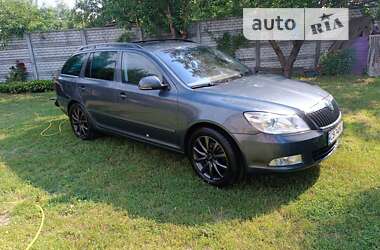 Универсал Skoda Octavia 2012 в Чернигове