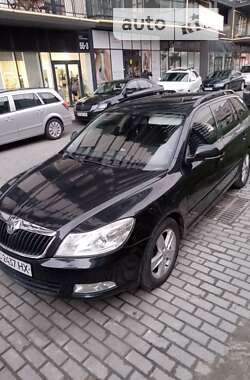 Универсал Skoda Octavia 2009 в Львове