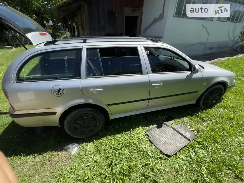 Универсал Skoda Octavia 2001 в 