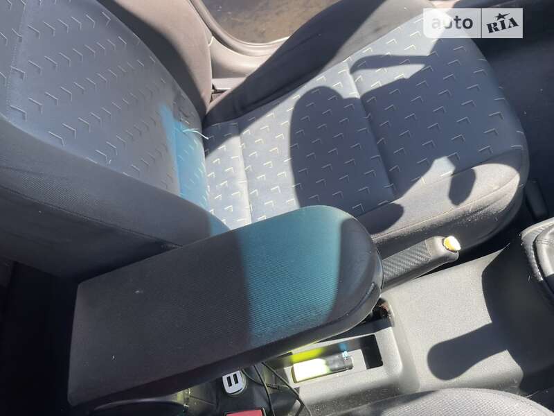 Универсал Skoda Octavia 2001 в Дрогобыче