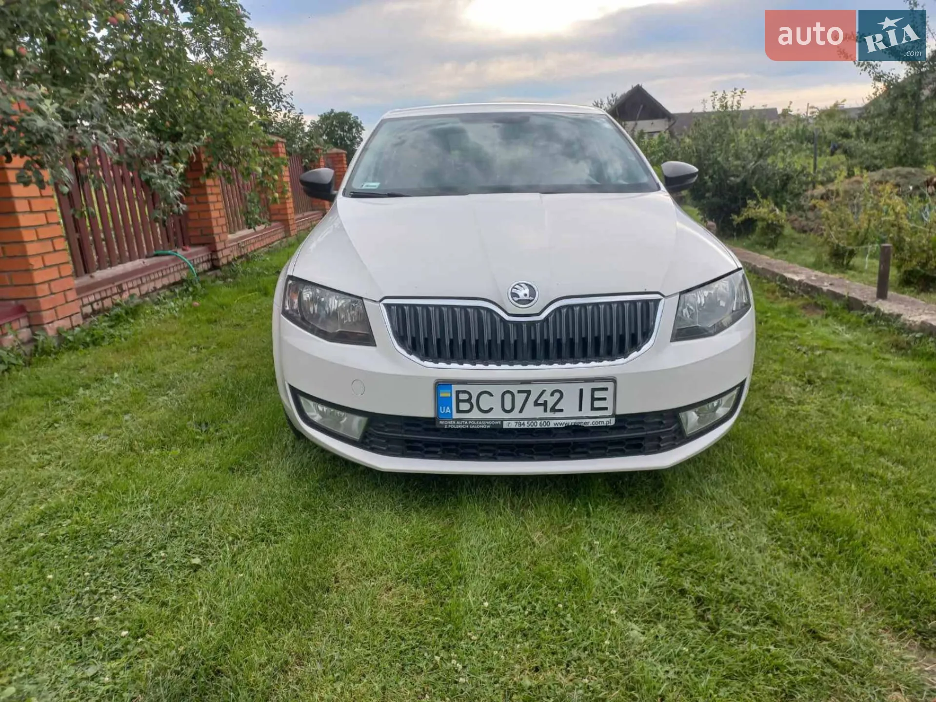 Skoda Octavia 2014 VIN TMBAF7NE8F0008727 фото оголошення 3 з 5
