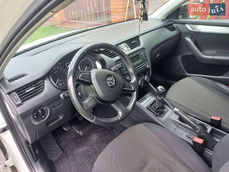 Лифтбек Skoda Octavia 2014 в Стрые