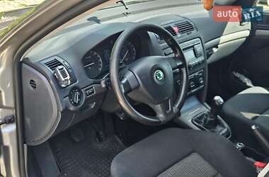 Лифтбек Skoda Octavia 2006 в 