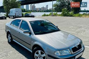 Лифтбек Skoda Octavia 2006 в Киеве