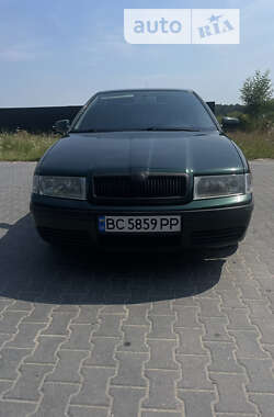 Лифтбек Skoda Octavia 2003 в Львове