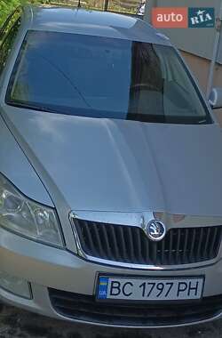 Лифтбек Skoda Octavia 2010 в 