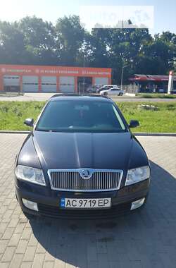 Лифтбек Skoda Octavia 2008 в Луцке