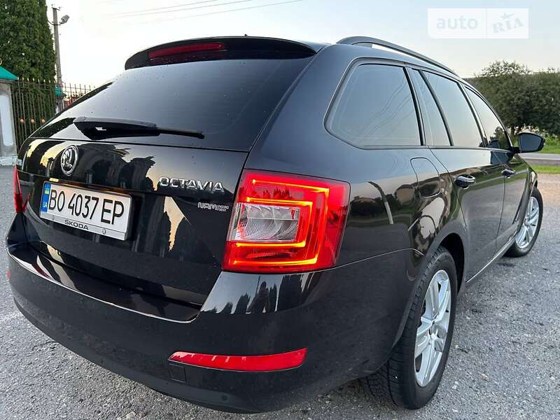 Универсал Skoda Octavia 2015 в Дубно