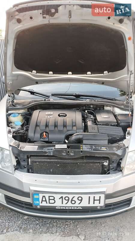 Ліфтбек Skoda Octavia 2005 в Могилів-Подільському