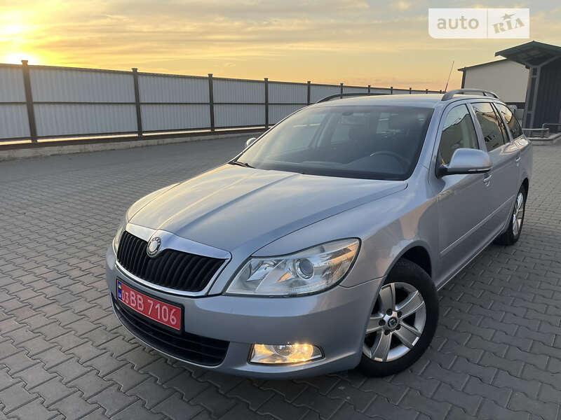 Універсал Skoda Octavia 2010 в Луцьку