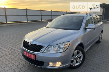 Універсал Skoda Octavia 2010 в Луцьку