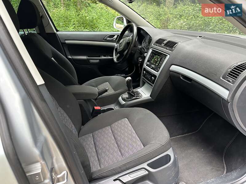 Універсал Skoda Octavia 2010 в Бродах